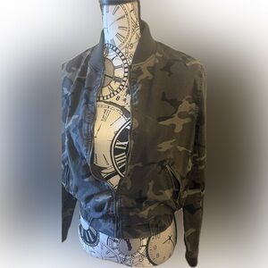 Camouflage Bomber jacket